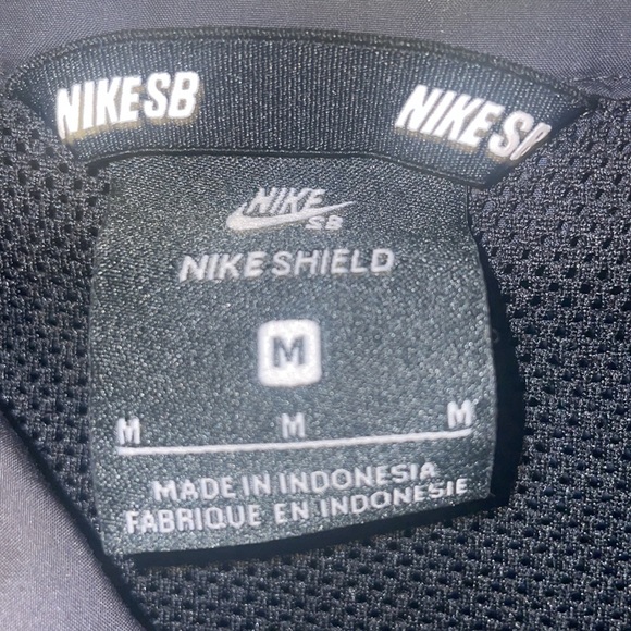 Nike sub coach jacket - Picture 2 of 3